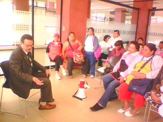 Mesa de dialogo con el Seguro Social. 